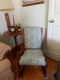 ROCKING CHAIR &  ROUND TABLE