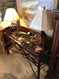 Nautical items - including 6 lamps and plenty of brass.