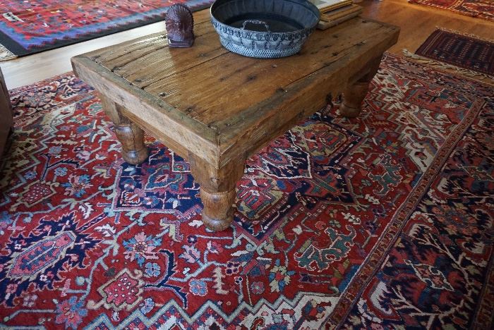 REPRODUCTION PINE TABLE