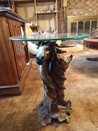 Horsehead accent table