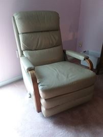 Recliner
