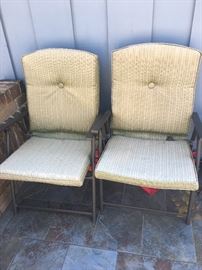 Outside lawn chairs with cushions