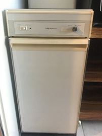 Trash compactor, includes bags