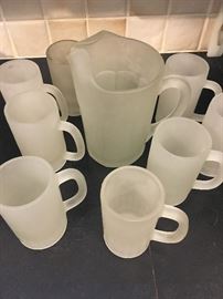 Frosty mugs and Pitcher (set of 8 mugs)
