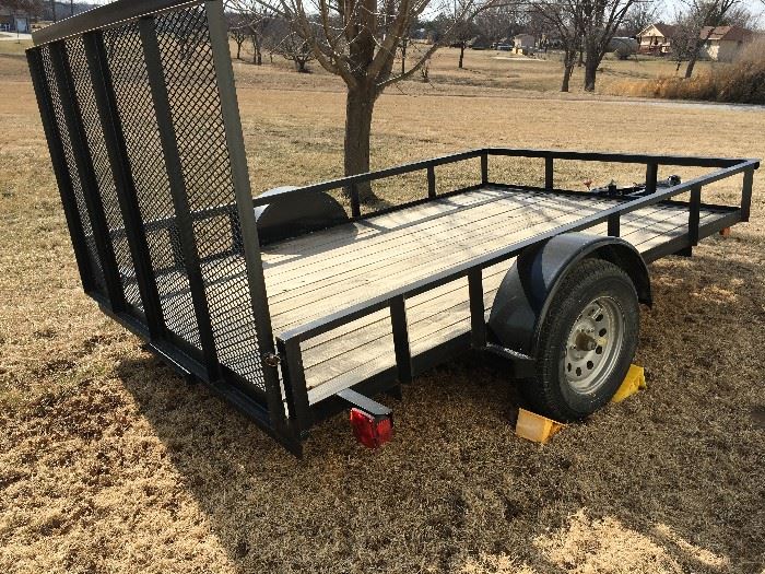 14' long utility trailer with 10 foot bed