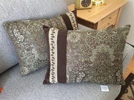 pair of pillows
