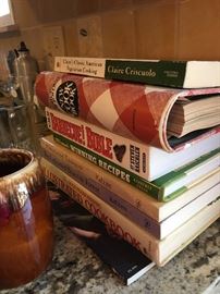 Cookbooks and a side of Hull Mug