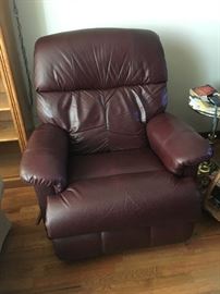 LA-Z-BOY Leather recliners, 2