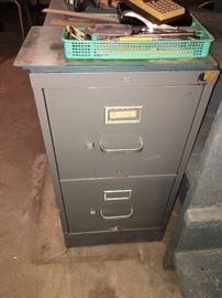 metal 2 drawer file cabinet