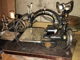 Antique Willcox & Gibbs Noiseless sewing machine