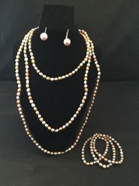 Honora Multicolored Cultured Pearls  https://www.ctbids.com/#!/description/share/8963
