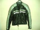 WILSON LEATHER WOMAN'S BARRACUDA MOTORCYCLE JACKET - Padded shoulders and elbows. Has Fast Company Tag inside. Size XL.like new condition.