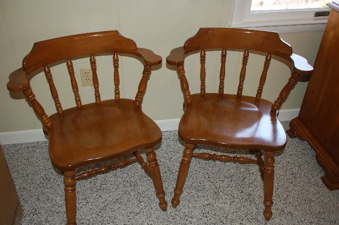 Matching end table chairs