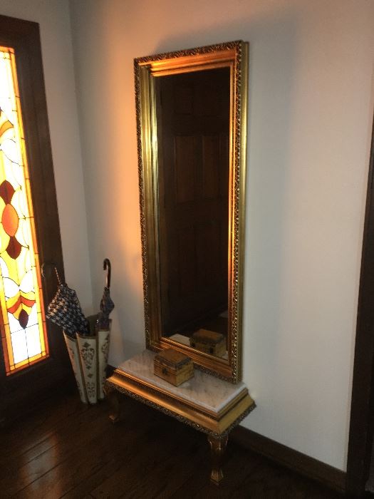 Marble and gold pedestal and mirror are beautiful and priced to sell!
