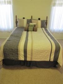 Beautiful Vintage Queen Bed