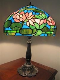 Tiffany Style Looking Lamp