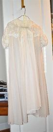 Vintage peignoir