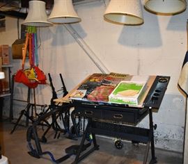 Art Desk Exercise Items Shades