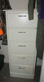 Narrow 4 drawer chest