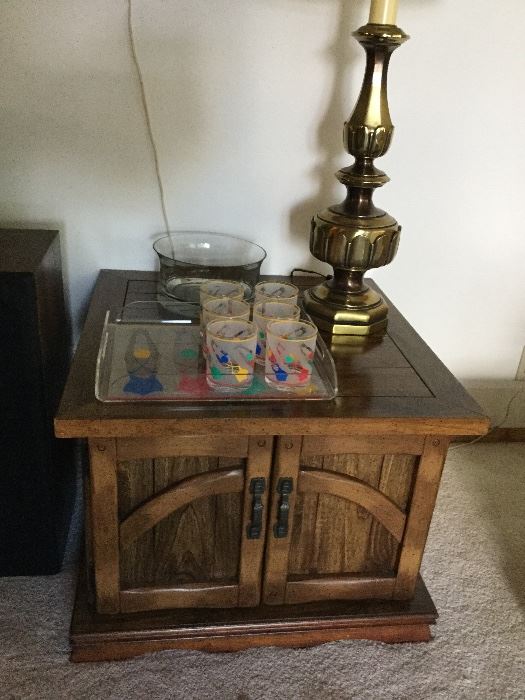 End table, matches coffee table