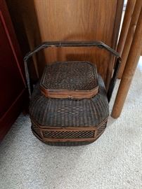 Oriental basket