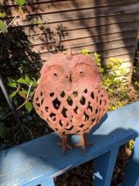 Cool Cast Iron Owl. Outdoor decor