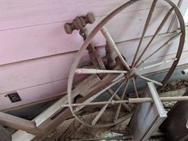 Old spinning wheel