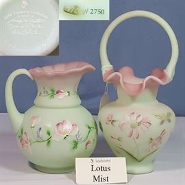 Glass Fenton Lotus MIst