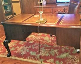 Beautiful Office desk with leath accents