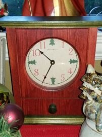 Eddie Bauer Christmas Mantle/Shelf clock