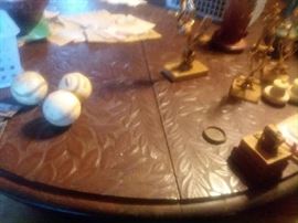  top to round oak table, claw feet, pattern to top was added, is not original to the table