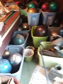 Large gazing balls, only one could fit in tote