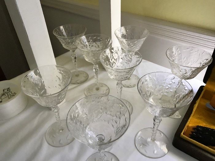 Crystal pattern:   we have wine glasses and champagnes