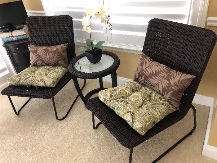 These chairs can be used on the patio