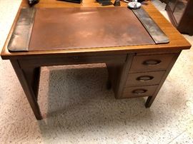 MCM Desk by Leopold