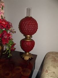 ANTIQUE “GONE WITH THE WIND “ LAMP