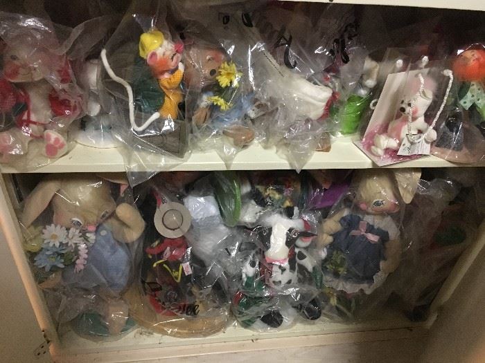 Hundreds of Annalee dolls 