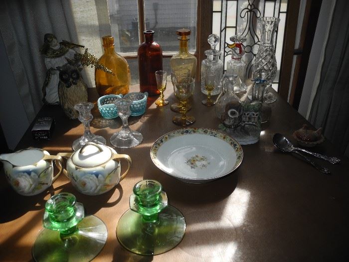 Various glassware, etc