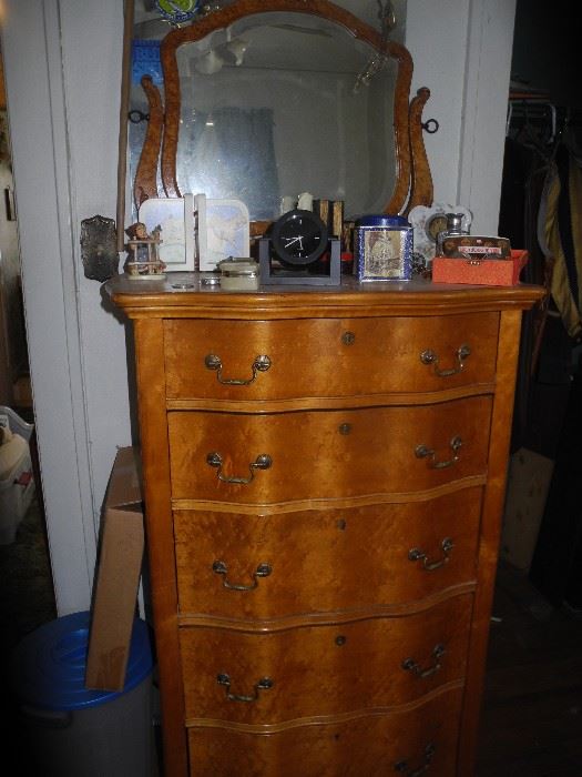 Very nice antique dresser