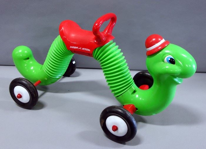 Radio Flyer Inchworm Model #73 Child's Ride-On Toy