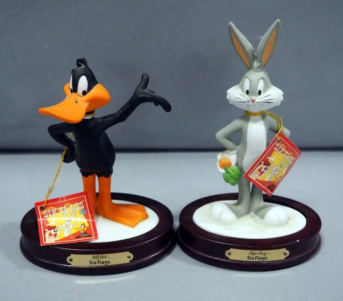 1994 Warner Bros Looney Tunes Six Flag Exclusive Daffy Duck and Bugs Bunny Ceramic Figures on Wood Bases with Name Plaques & Tags, 6"-6.75"H
