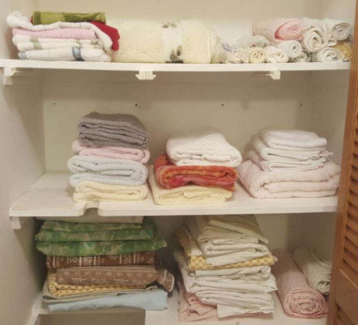 FKT043 Towels, Sheets, Bath Mats & More
