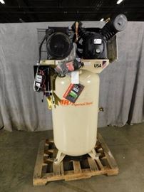 Ingersoll-Rand 2475n7.5 Air Compressor