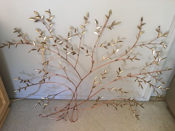 Copper wire leaves wall hanging 