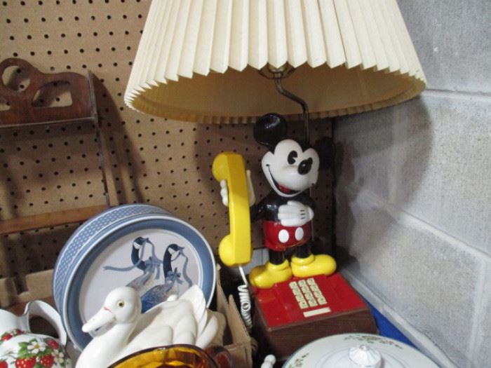 Mickey mouse phone lamp