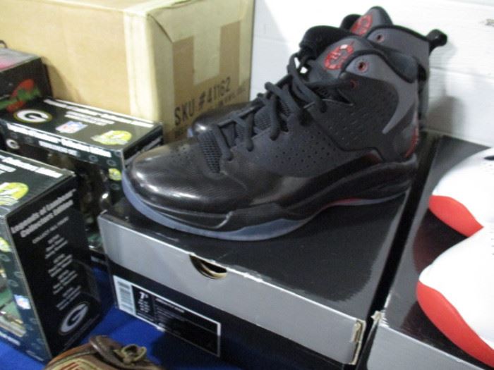 sz 7.5 Nike Air Jordan's