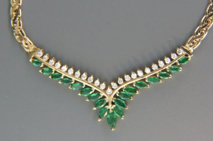 Emerald Diamond necklace