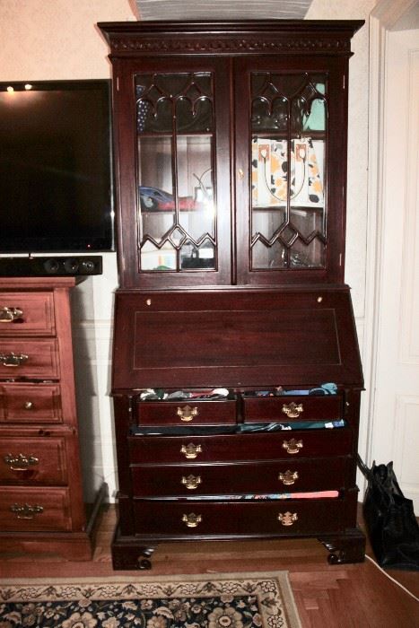 Tall Secretary desk in Mahogany