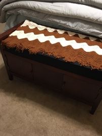 Storage chest
