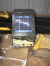 SOLAR CHARGER FOR ELECTRIC FENCE